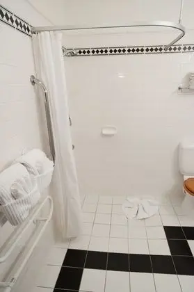 Luxury Tek Büyük Yataklı Oda