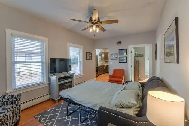 Ev (2 Bedrooms)