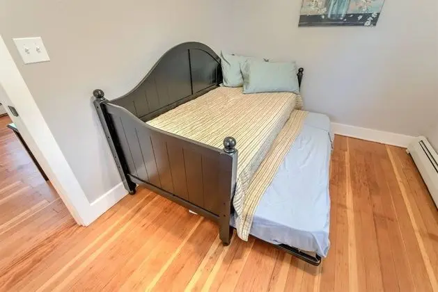 Ev (2 Bedrooms)