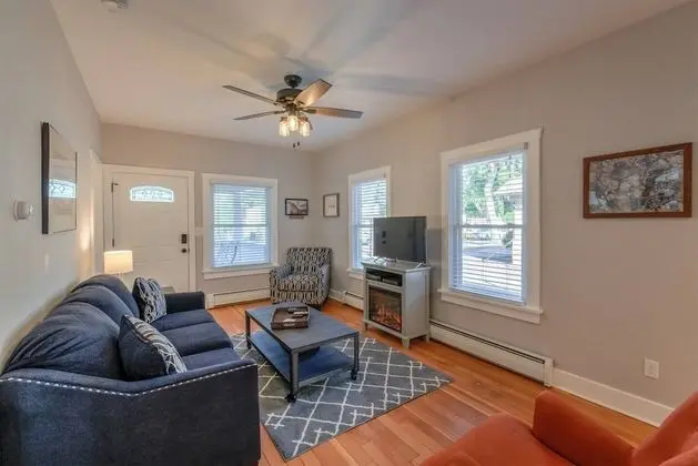 Ev (2 Bedrooms)