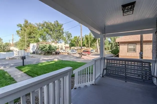 Ev (2 Bedrooms)