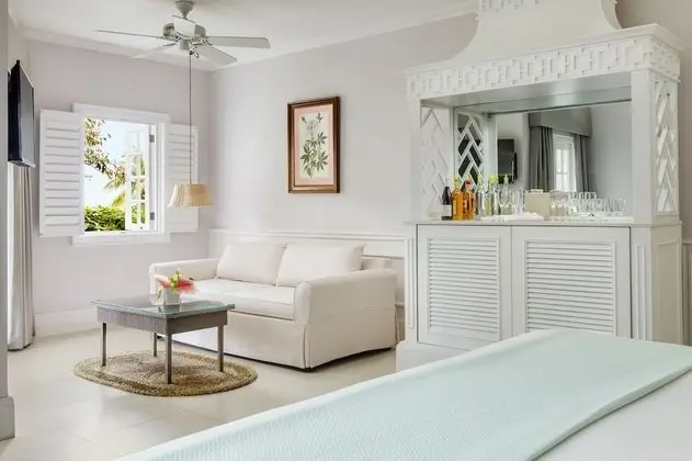 Beach Front Suite