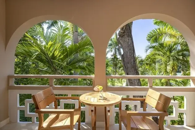 Deluxe Garden Suite