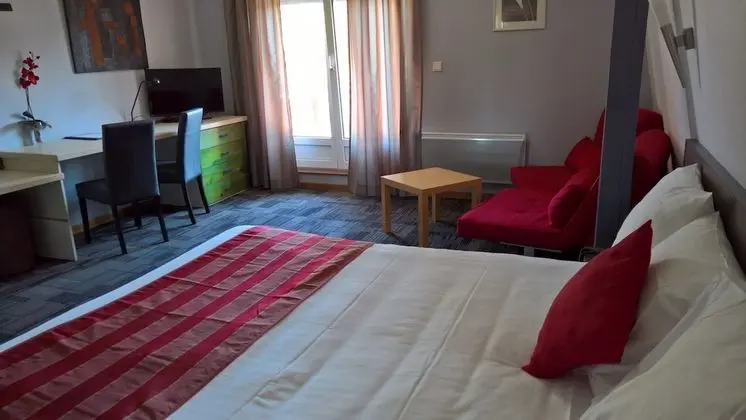 Comfort Tek Büyük Yataklı Oda