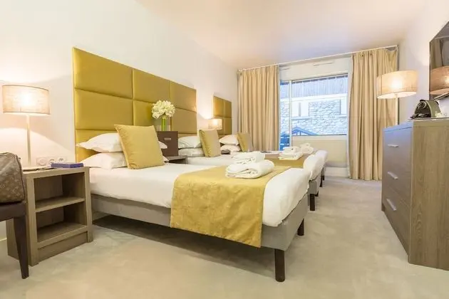 Superior Triple Room (2 adults and 1 Child )