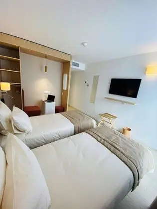 Comfort Tek Büyük veya İki Ayrı Yataklı Oda