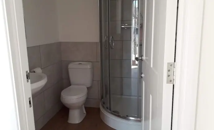 Apart Daire, Özel Banyo (Honeypot )
