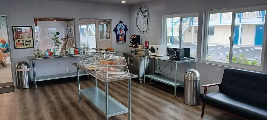 Standard Oda, 1 En Büyük (King) Boy Yatak, Sigara İçilmez, Kısmi Deniz Manzarası