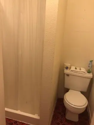 Oda (Room #6, Full Bed)