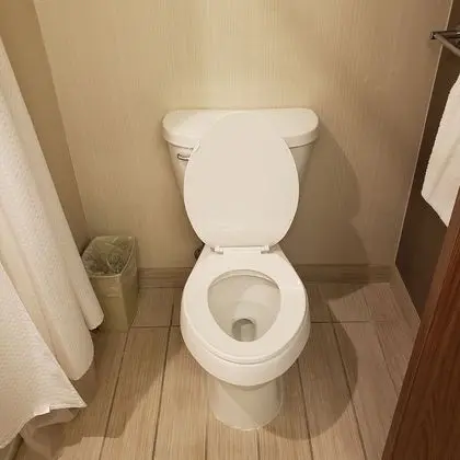 Oda, 2 Büyük (Queen) Boy Yatak, Sigara İçilmez