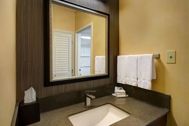 Oda, 2 Çift Kişilik Yatak