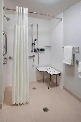 Oda, 2 Çift Kişilik Yatak (Mobility/Hearing Accessible, Tub)