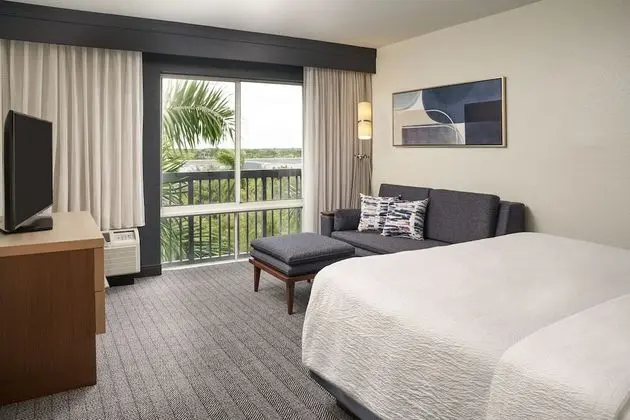 Deluxe Oda, 1 En Büyük (King) Boy Yatak ve Çekyat, Balkon