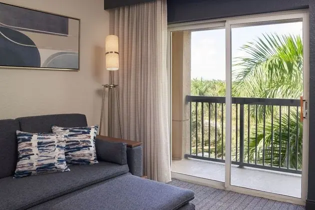 Deluxe Oda, 1 En Büyük (King) Boy Yatak ve Çekyat, Balkon