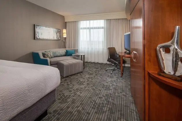 Oda, 1 En Büyük (King) Boy Yatak ve Çekyat, Balkon, Manzaralı (Hearing Accessible)