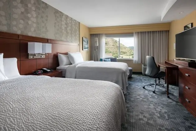 Oda, 2 Büyük (Queen) Boy Yatak, Dağ Manzaralı