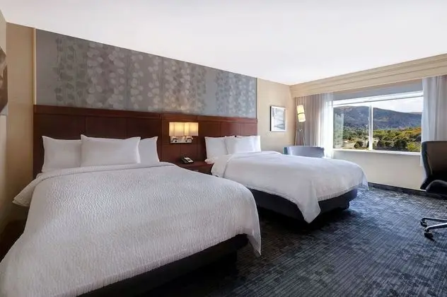 Süit, Birden Çok Yatak, Dağ Manzaralı