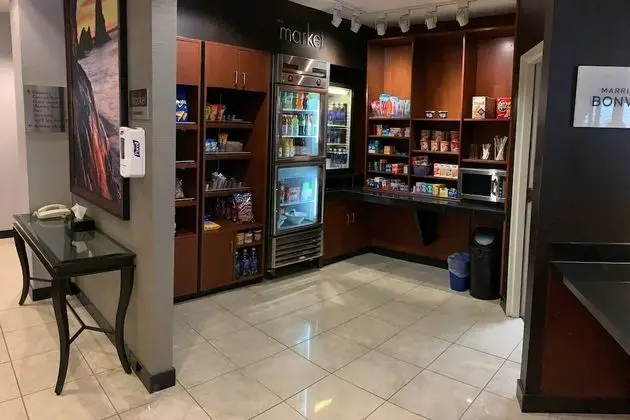Süit, 1 En Büyük (King) Boy Yatak ve Çekyat, Şehir Manzaralı