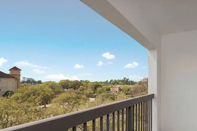 Oda, 1 En Büyük (King) Boy Yatak ve Çekyat, Balkon, Manzaralı (Balcony)