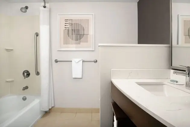 Oda, 1 Çift Kişilik Yatak