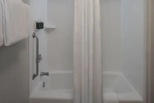 Oda, 2 Çift Kişilik Yatak (Mobility Accessible, Tub)