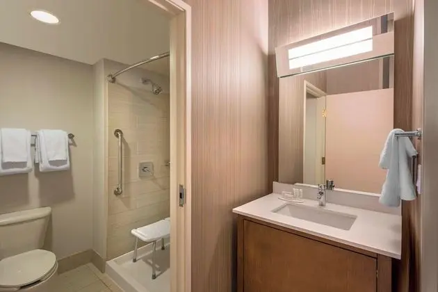 Oda, 2 Çift Kişilik Yatak (Mobility Accessible, Tub)