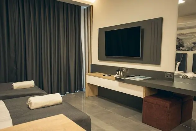 Standard Stüdyo, Şehir Manzaralı