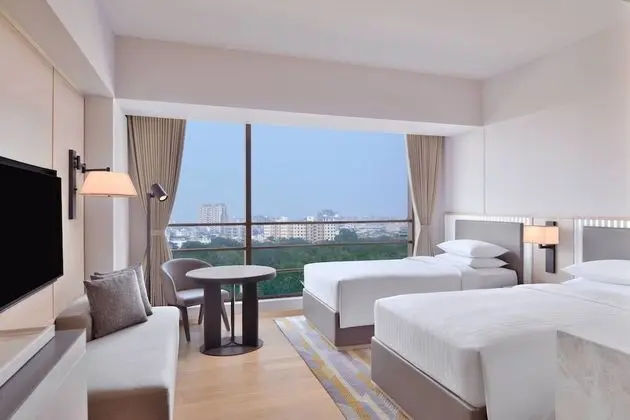 Oda, 2 Tek Kişilik Yatak, Şehir Manzaralı