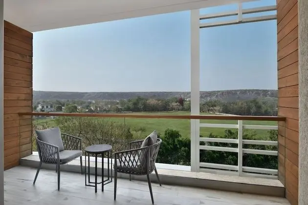 Deluxe Oda, 1 En Büyük (King) Boy Yatak, Sigara İçilmez, Balkon