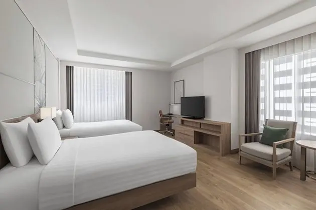 Oda, 2 Çift Kişilik Yatak, Köşe