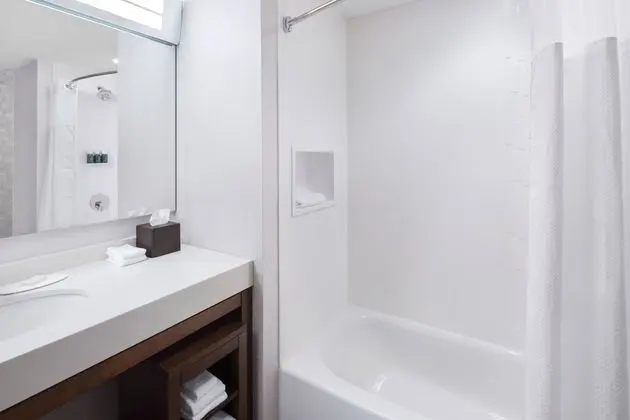 Oda, 1 En Büyük (King) Boy Yatak, Sigara İçilmez