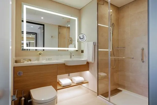 Standard Oda, 1 Büyük (Queen) Boy Yatak, Sigara İçilmez, Şehir Manzaralı