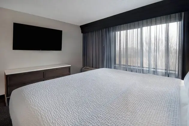 Süit, 1 En Büyük (King) Boy Yatak ve Çekyat, Sigara İçilmez, Balkon