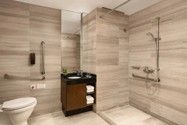 Oda, 1 En Büyük (King) Boy Yatak, Sigara İçilmez, Şehir Manzaralı