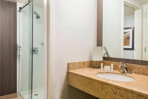 Oda, 2 Çift Kişilik Yatak, Sigara İçilmez
