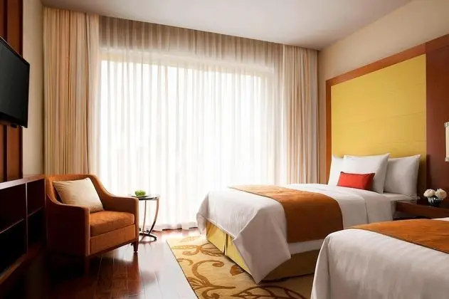 Executive King Room, 1King Bed, Executive Lounge Access with Happy Hours
