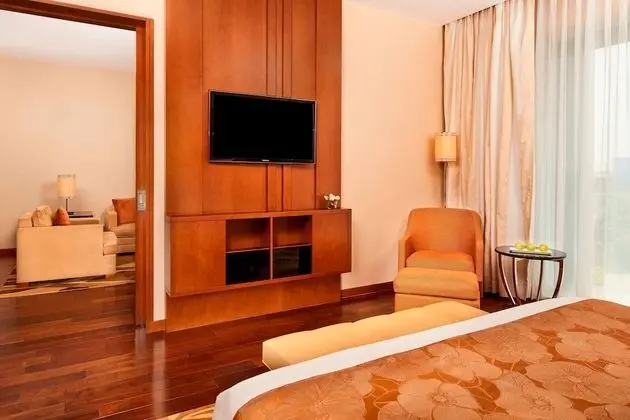 Executive Suite, 1Bedroom, Executive Lounge Access with Happy Hours