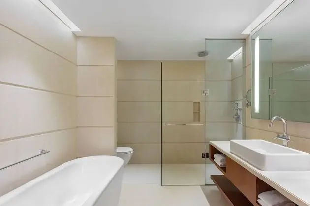 Executive Suite, 1Bedroom, Executive Lounge Access with Happy Hours
