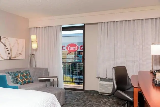 Oda, 1 En Büyük (King) Boy Yatak ve Çekyat, Balkon, Manzaralı