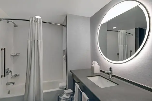 Oda, 2 Büyük (Queen) Boy Yatak, Sigara İçilmez