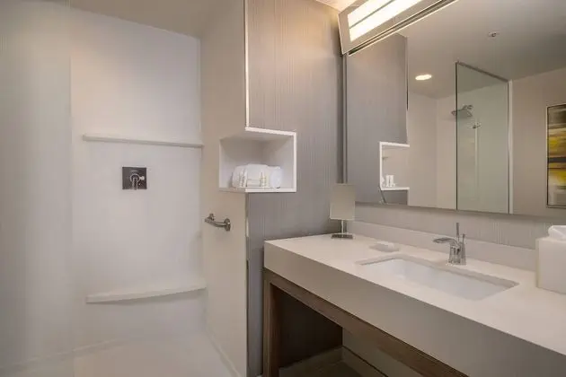 Standard Oda, 2 Büyük (Queen) Boy Yatak, Sigara İçilmez, Şehir Manzaralı