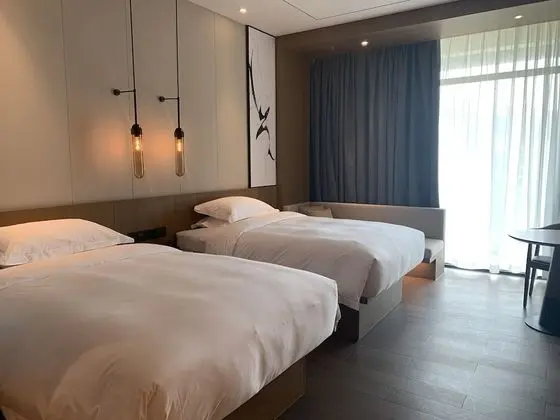 Oda, 2 Çift Kişilik Yatak, Avlu Manzaralı