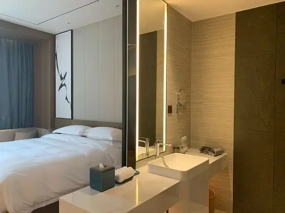 Oda, Balkon, Avlu Manzaralı