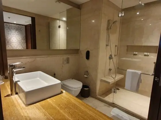 Oda, 1 En Büyük (King) Boy Yatak, Havuz Manzaralı