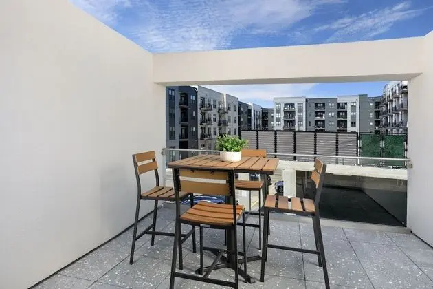 Deluxe Oda, 1 En Büyük (King) Boy Yatak ve Çekyat, Sigara İçilmez, Balkon