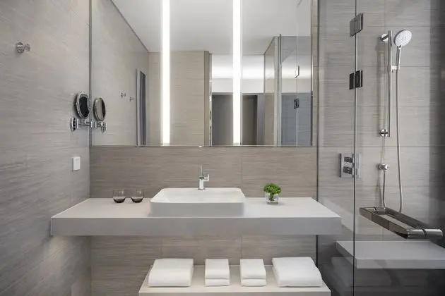 Oda, 2 Çift Kişilik Yatak, Sigara İçilmez, Şehir Manzaralı