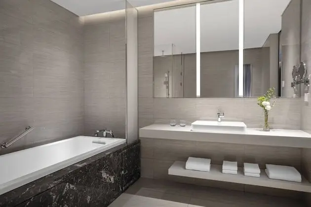 Oda, 2 Çift Kişilik Yatak, Sigara İçilmez, Şehir Manzaralı