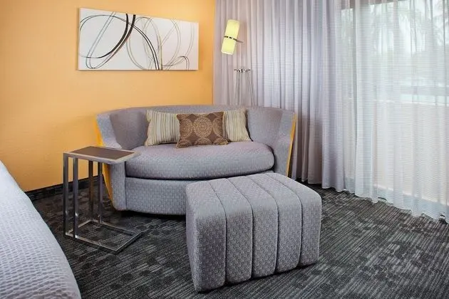 Oda, 1 En Büyük (King) Boy Yatak ve Çekyat (Mobility/Hearing Accessible, Tub)