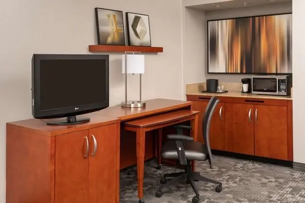 Süit, 1 En Büyük (King) Boy Yatak ve Çekyat (One Bedroom)