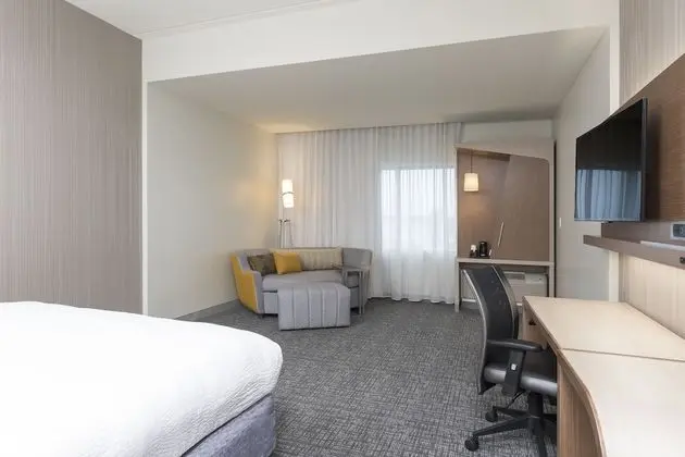 Oda, 1 En Büyük (King) Boy Yatak ve Çekyat